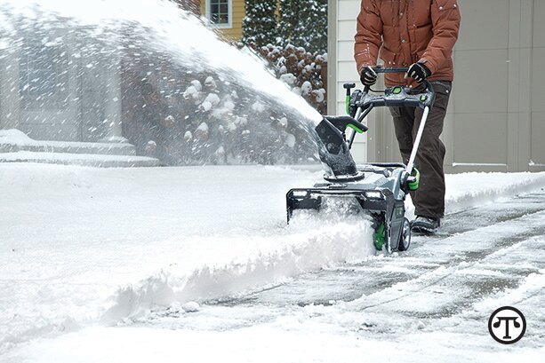 7 Tips for Readying Your Outdoor Power Equipment for Winter Storage